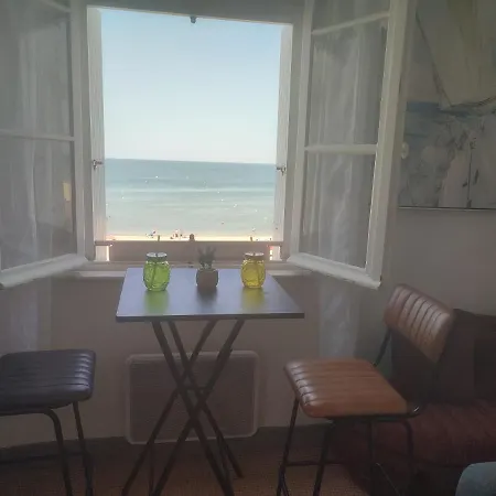 Au Paradis De La A 10m De La Lejlighed Villers-sur-Mer