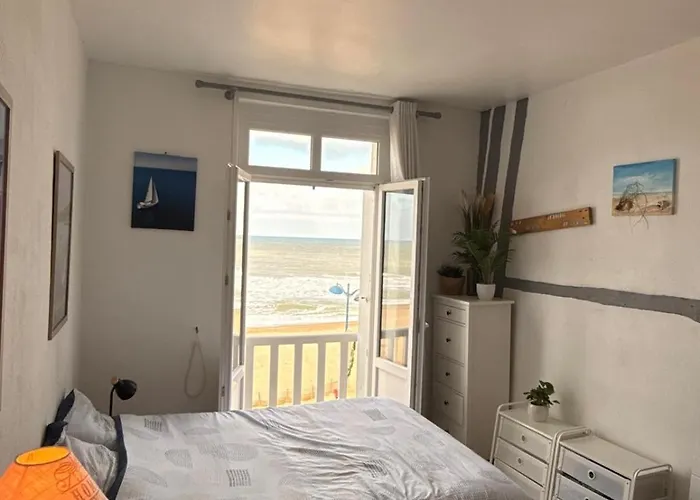 Au Paradis De La A 10m De La Lägenhet Villers-sur-Mer